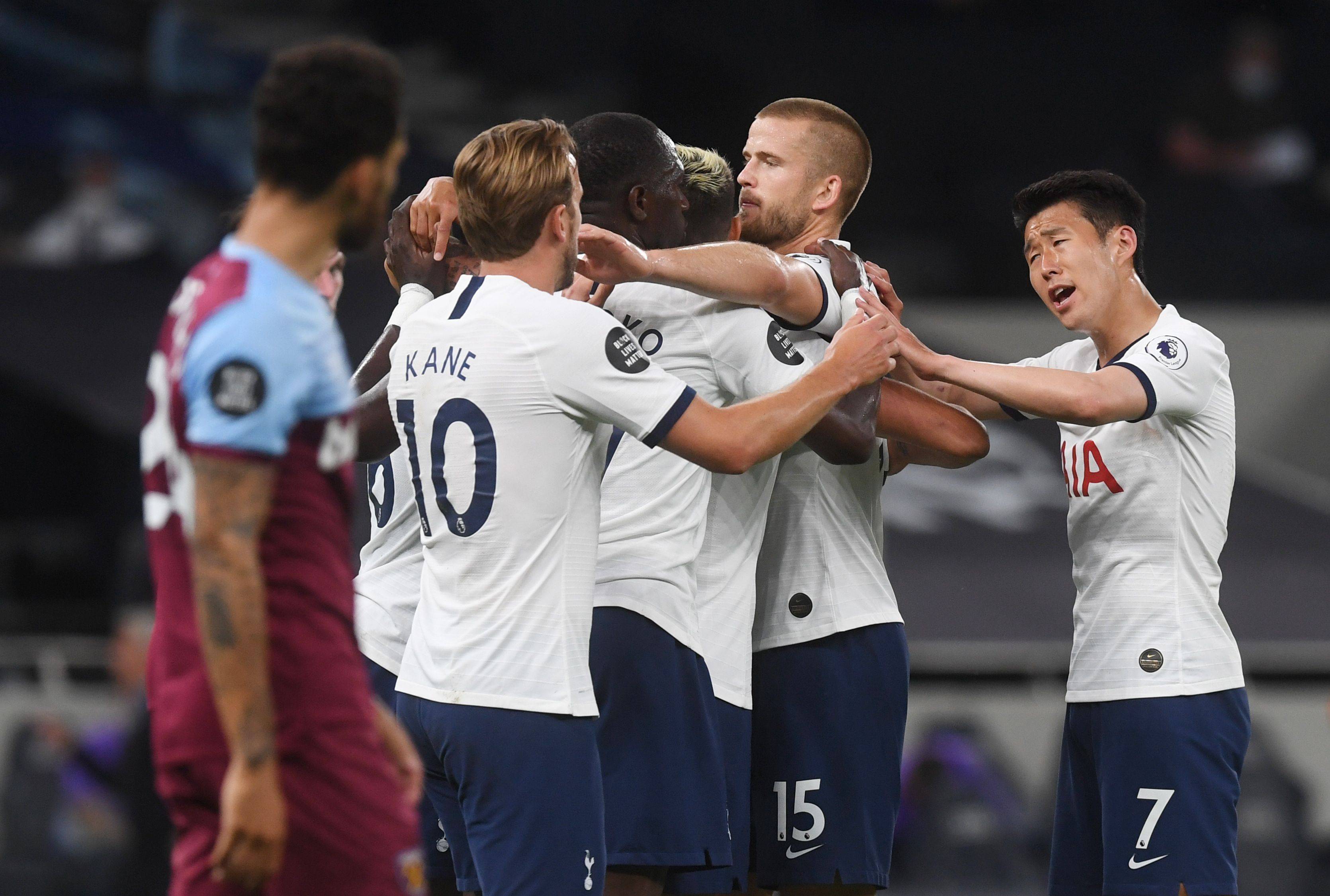 他多年来坚 他多年来坚